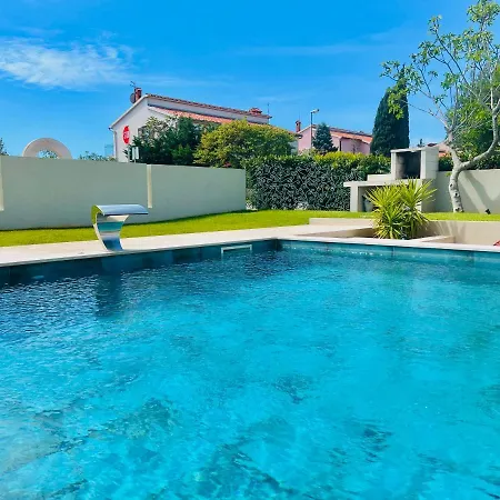 Guest house Linc & 3*