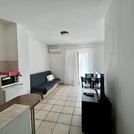 Pensión Linc & 3*